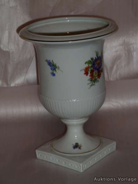 PRUNK VASE mit Blumen Buket Goldrand * FÜRSTENBERG * um 1930 (614