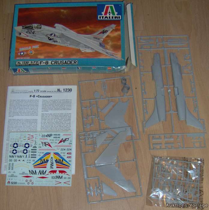 RARITÄT F 8 CRUSADER ITALERI 1230 MODELLBAU BAUSATZ 172 FLUGZEUG